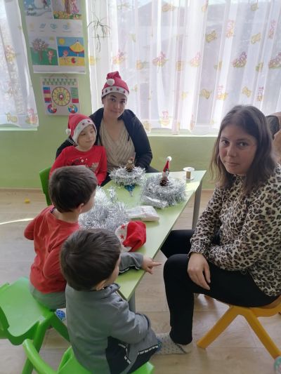 Коледна работилничка А и Б група - ДГ Мечо Пух - Чифлик