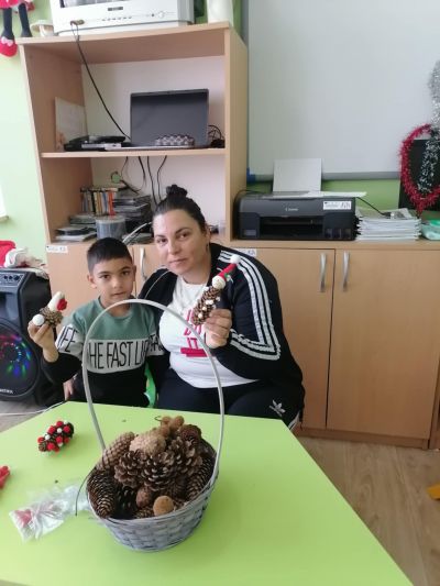 Коледна работилничка А и Б група - ДГ Мечо Пух - Чифлик